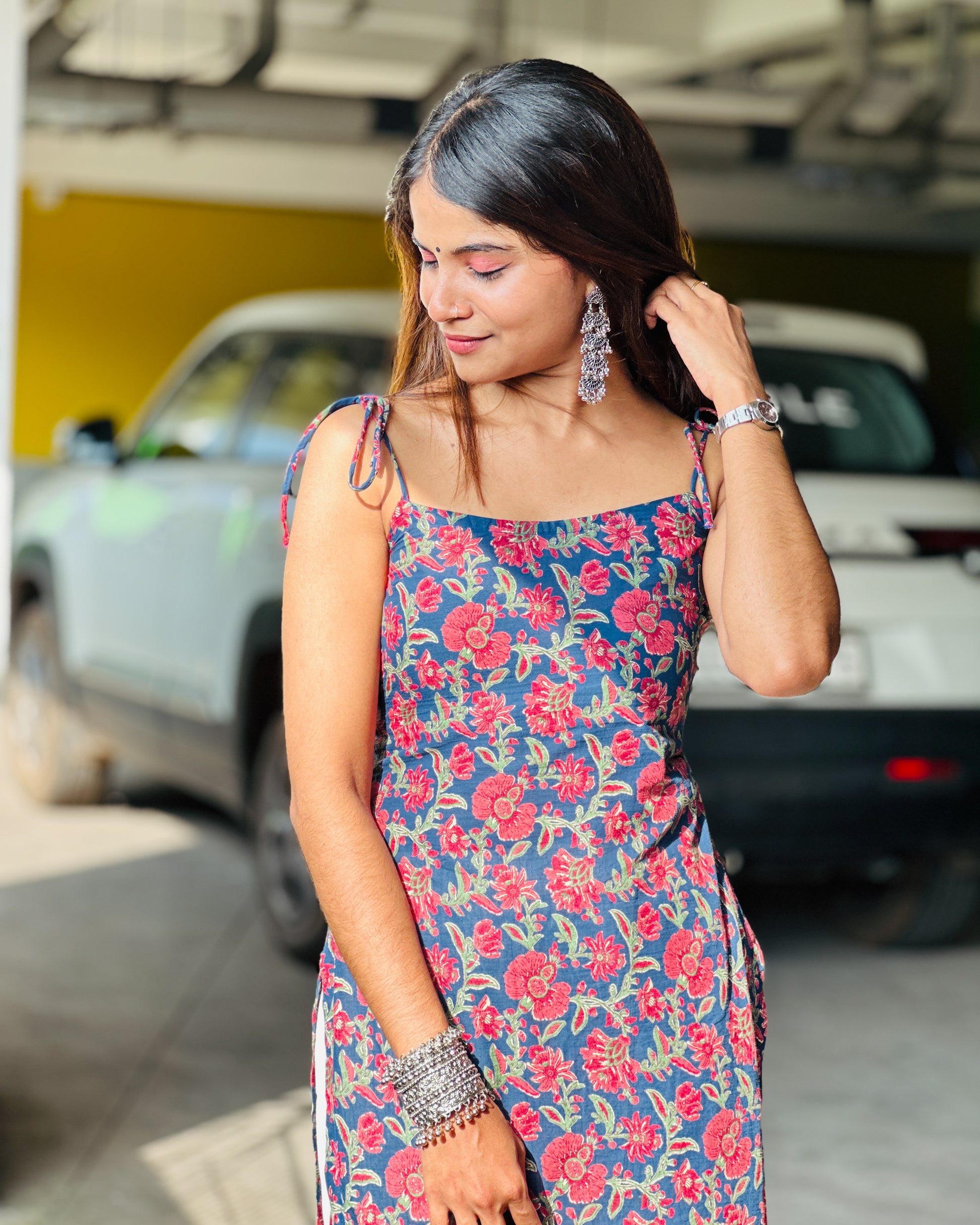 Neeli - Spaghetti Tie Strap Long Kurti
